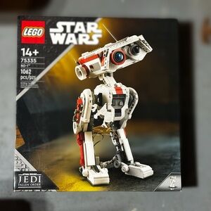 Lego Star Wars Retired 75335 BD-1 
Jedi Fallen Order Set